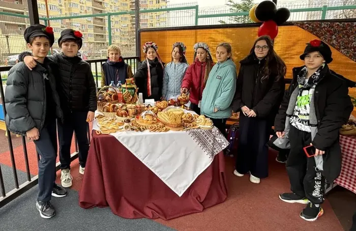 19ea75ae-a7bf-4ac8-a2de-085b3bf756ea