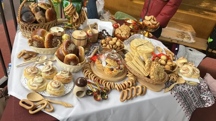 45f3a6a8-c504-42df-8887-0a0feb1904b4